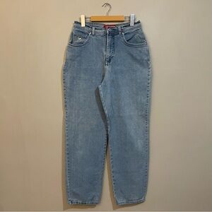 Vintage 90s Gloria Vanderbilt Light Blue Highrise Relaxed Straight Leg Jeans